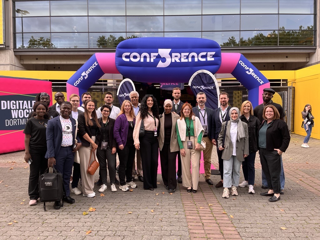 EDIH Days: Gruppe internationaler Gäste in Dortmund